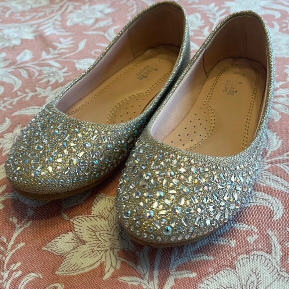 Little Girls Size 2 Sparkly Ballet Flats - Picture 1 of 10